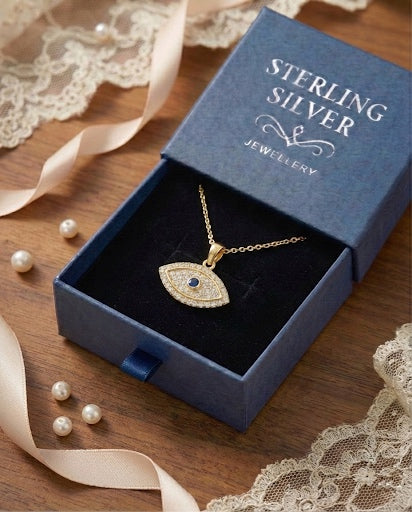 "Sparkling Cat Eye Necklace" (Alloy brass)