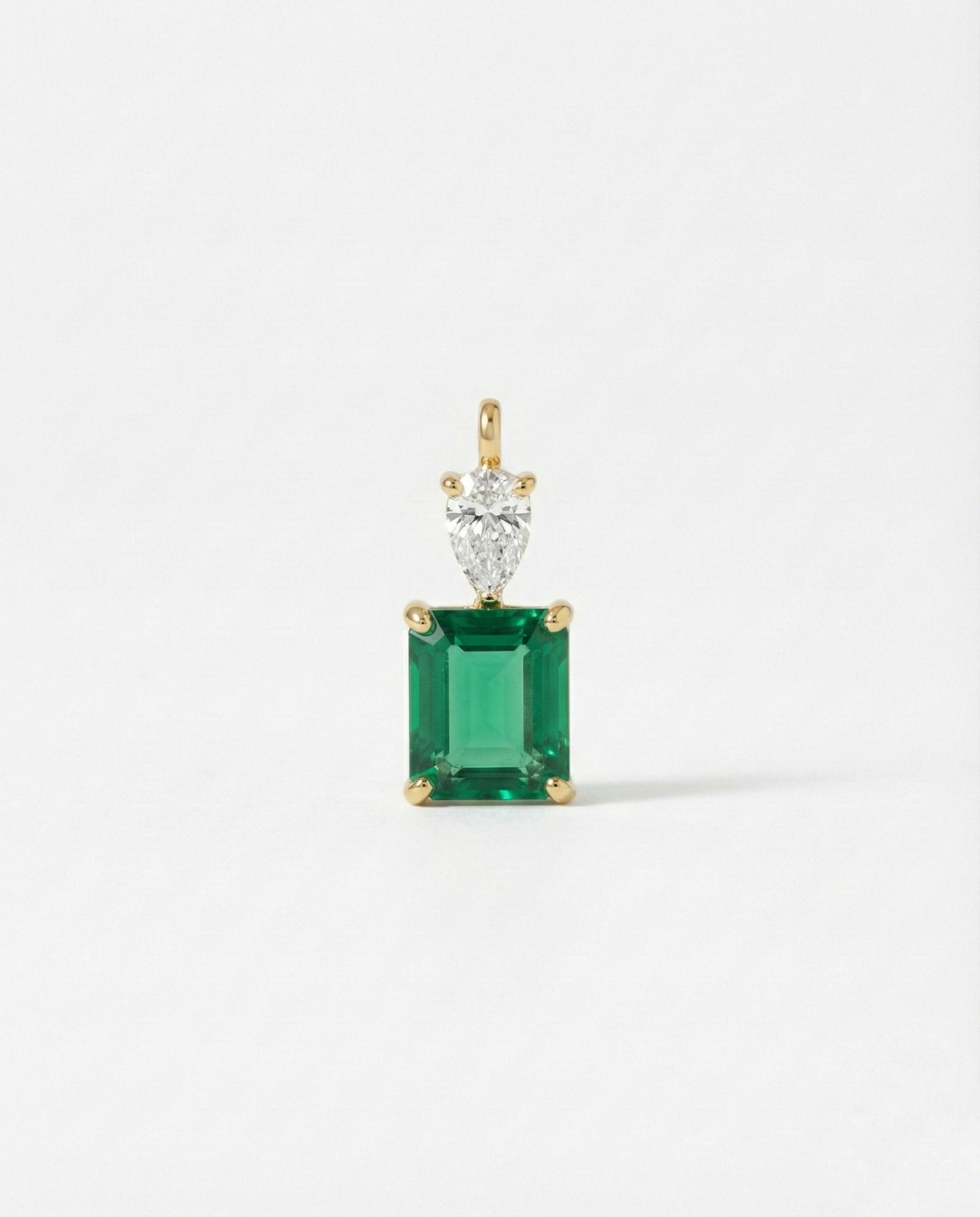 "Classic Emerald Duo Pendant" (Alloy brass)